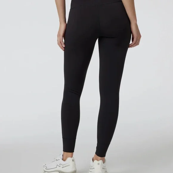 Vuori Black Daily Leggings - Picture 3 of 5